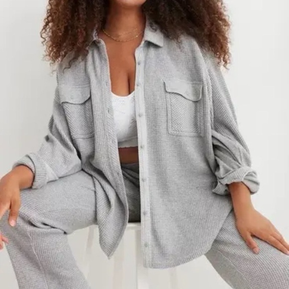 Aerie Women's Gray Lumberjane Button Down Shirt